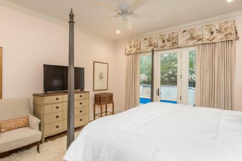 63 Persimmon Court