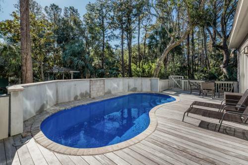 63 Persimmon Court