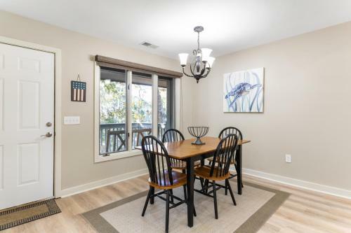 24 Inlet Cove Cottage