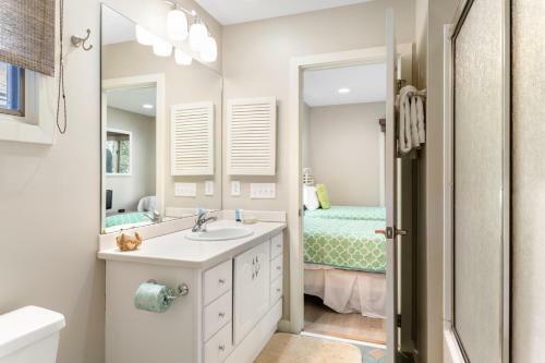 24 Inlet Cove Cottage