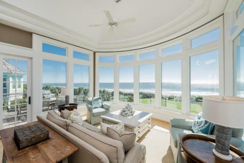 40 Atlantic Beach Court