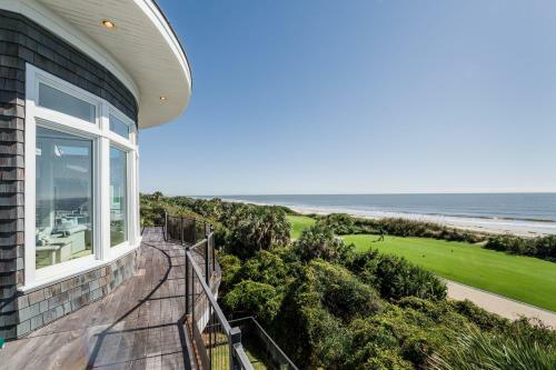 40 Atlantic Beach Court