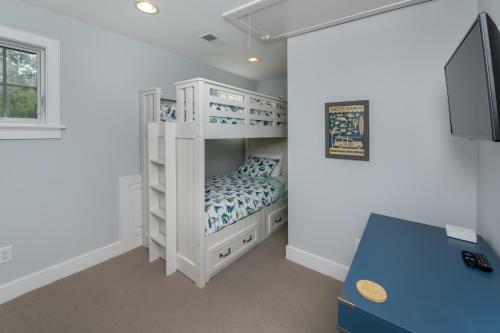 548 Oyster Rake Drive