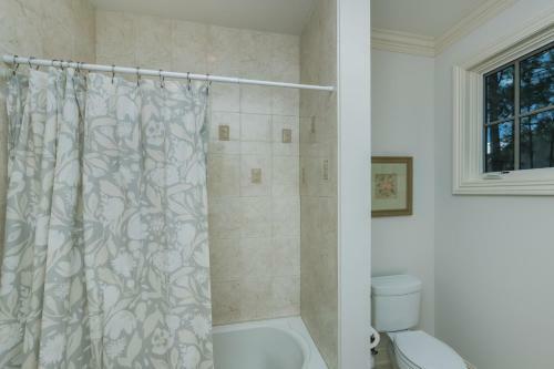 161 Flyway Drive