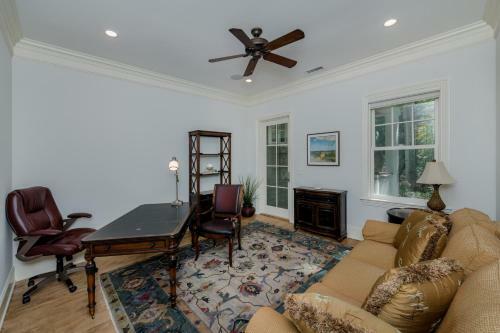 161 Flyway Drive