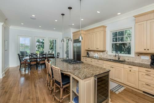 161 Flyway Drive