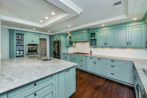 24 Surfsong Road