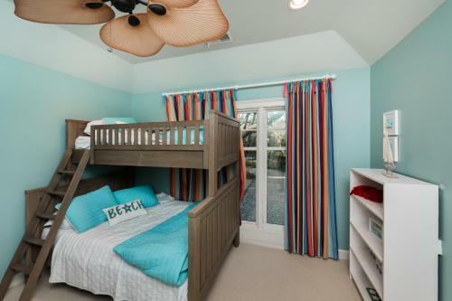 24 Surfsong Road