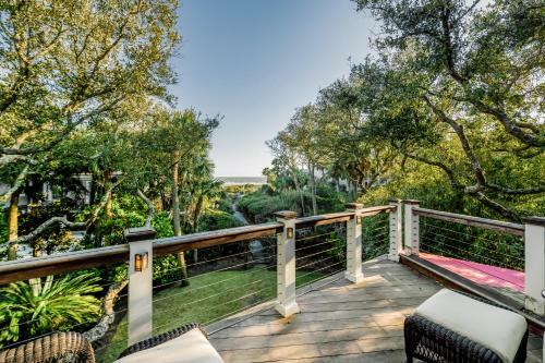 24 Surfsong Road