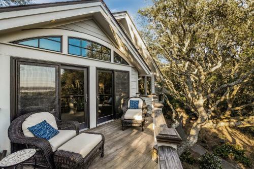24 Surfsong Road