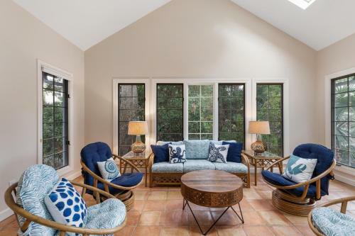 212 Glen Abbey