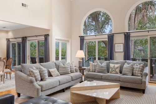 212 Glen Abbey