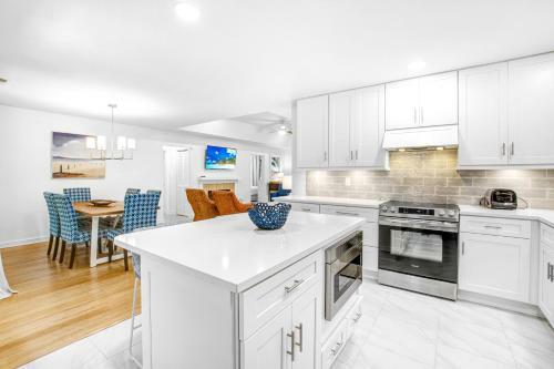 66 Inlet Cove