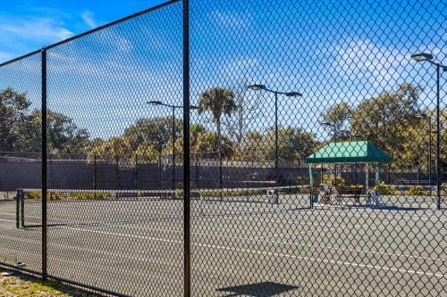 4736 Tennis Club Villa