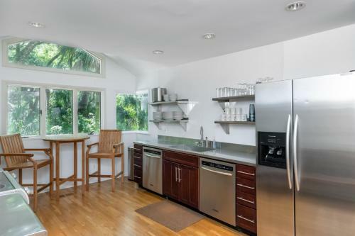 332 Catbrier Court
