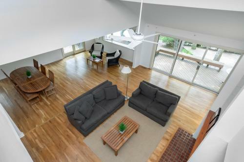 332 Catbrier Court