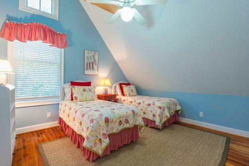 307 Palm Warbler Road