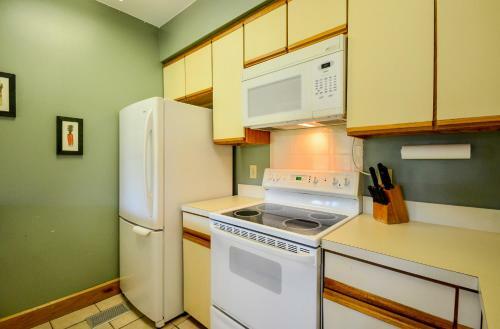 4983 Turtle Point Villa