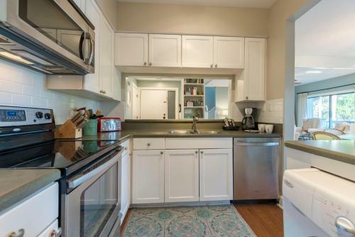 4922 Turtle Point Villa