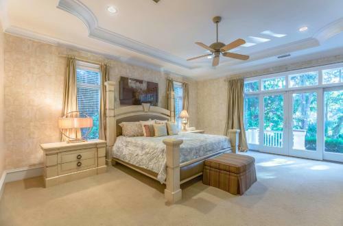 340 Low Oak Woods Road