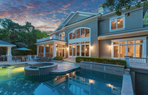 340 Low Oak Woods Road