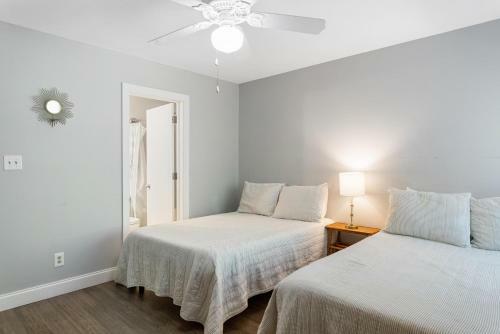 4523 Parkside Villa