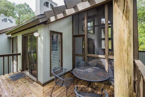 4516 Parkside Villa
