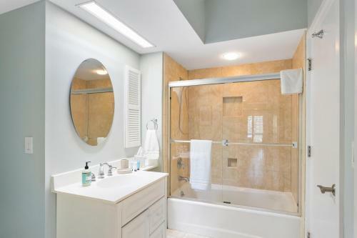 5014 Turtle Point Villa