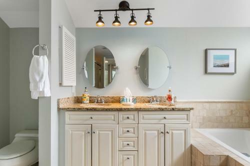 5014 Turtle Point Villa