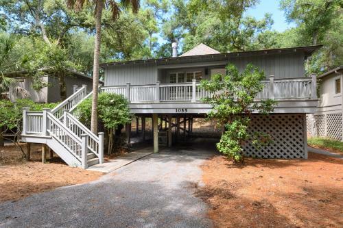 1055 Sparrow Pond Cottage
