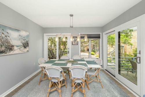 4364 Windswept Villa