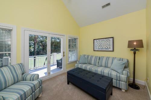 19 Ocean Green Drive