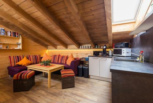 Rutsche Hostel
