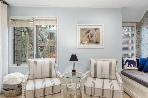 4405 Windswept Villa