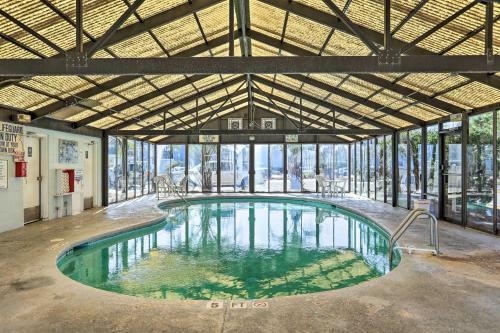 Apartamento Studio With Pool - 4 Mi To Cherry Grove Beach!