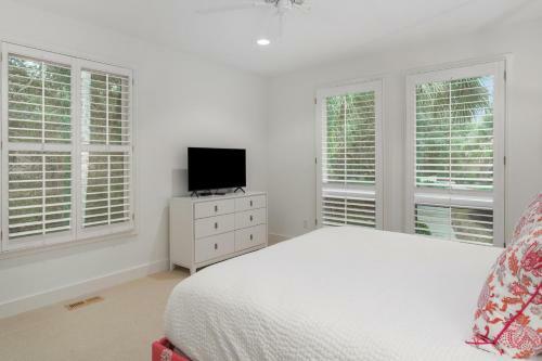 20 Surfsong Road