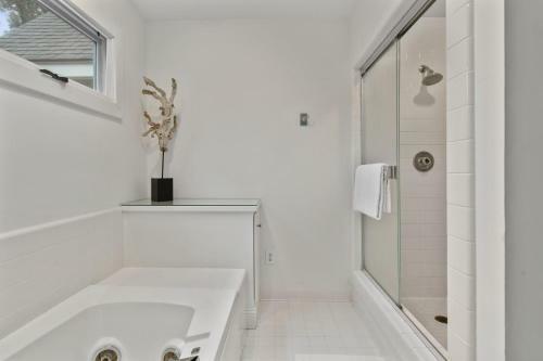 20 Surfsong Road