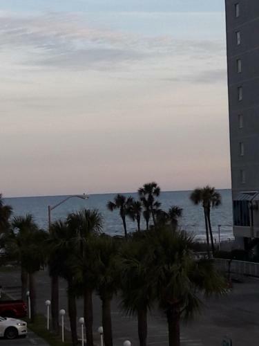 Ocean Waves Hotel