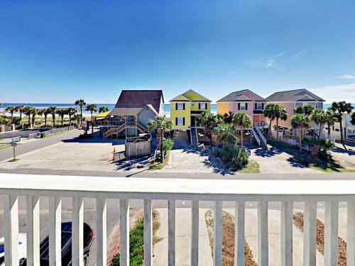 Seaside Townhouse Unit C