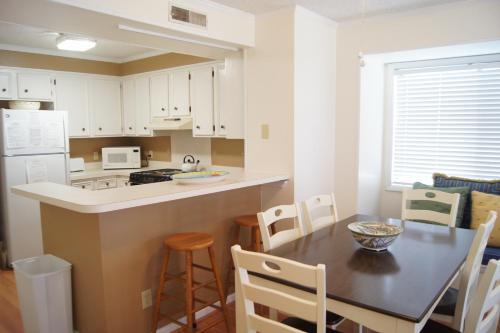 Apartamento Tilghman Beach 114 Condo