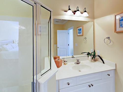 226 Georges Bay Rd Home