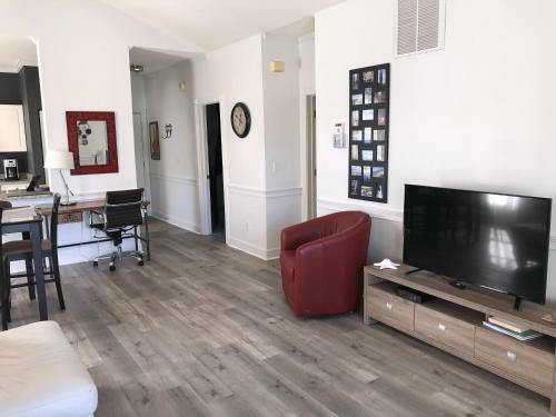 Apartamento Riverwalk 304-683 Condo