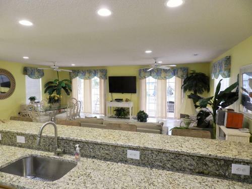 Beach Hutt Home