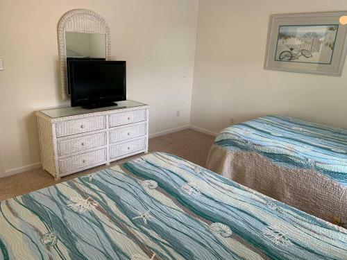 Beach Hutt Home