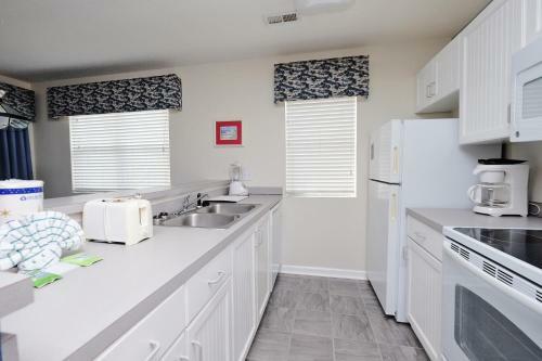 Hotel Beach Vacation Condos South