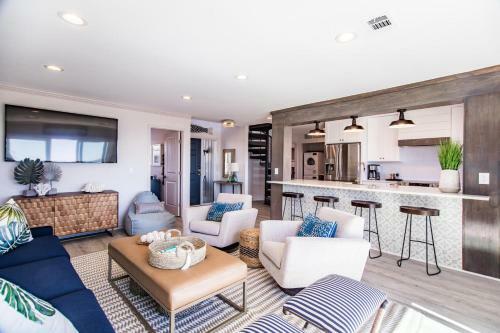 142 John Fripp Villa - Four Bedroom House