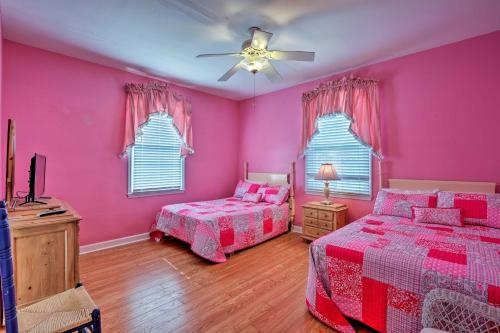 Oceanfront Oasis With Sundeck 12 Mi To Myrtle Beach