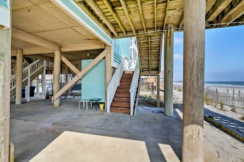 Oceanfront Oasis With Sundeck 12 Mi To Myrtle Beach