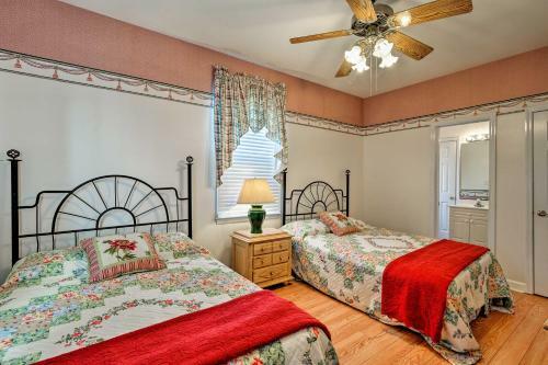 Oceanfront Oasis With Sundeck 12 Mi To Myrtle Beach