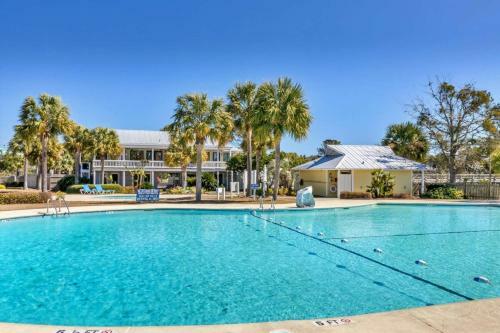 L 212 Harbor Island Condo